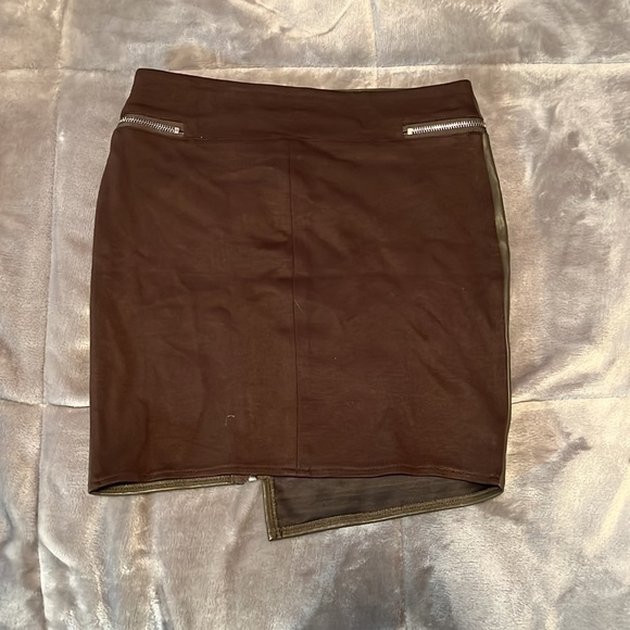 Leather skirt - Picture 2 of 3